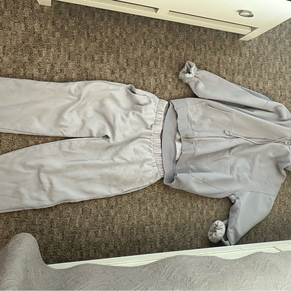 Brandy Melville blue sweat seat